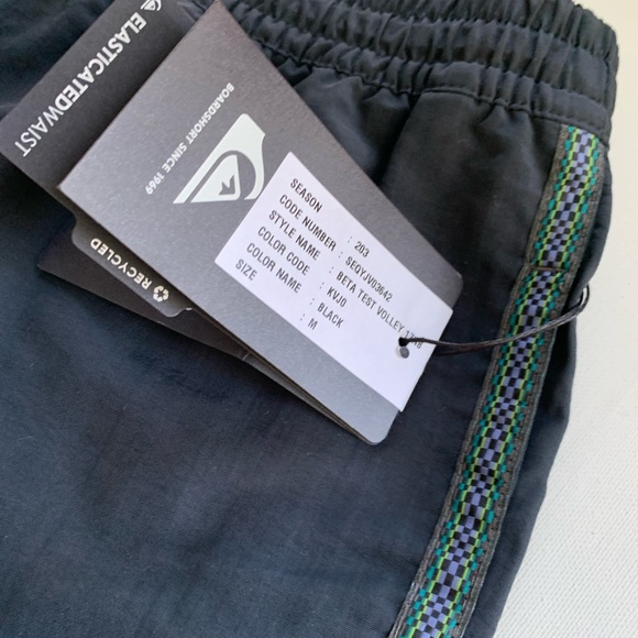 🔸Quiksilver Beta Test Volleys Shorts🔸 - Picture 7 of 7